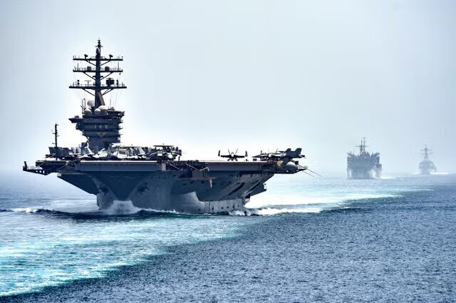 Image accompanying the article on the US Navy seizing the Iranian vessel MV Touska, the blockade of Iranian ports and the talks resuming on American terms.