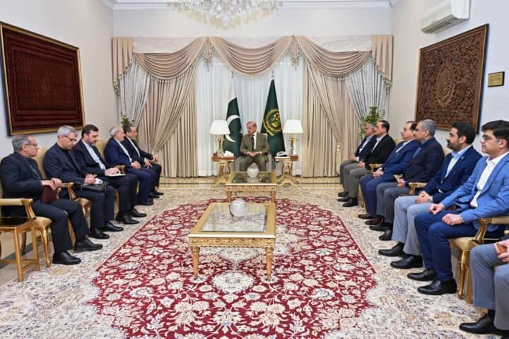 Image accompanying the article on the collapse of the Iran peace talks in Pakistan and President Trump canceling the trip of envoys Witkoff and Kushner.